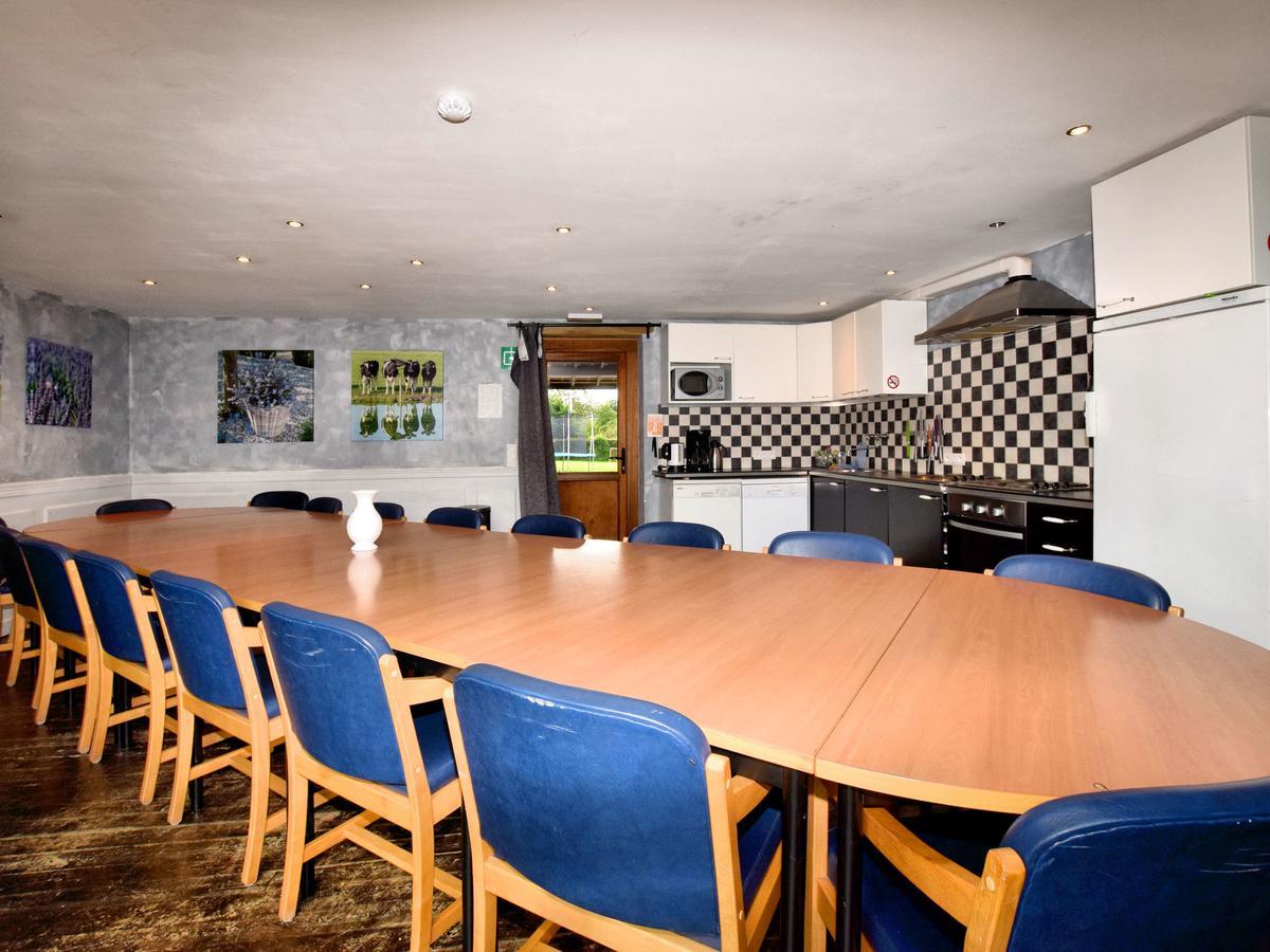 Spacious Holiday Home In Lierneux With Garden エクステリア 写真