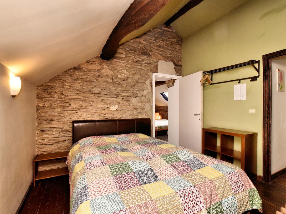 Spacious Holiday Home In Lierneux With Garden エクステリア 写真